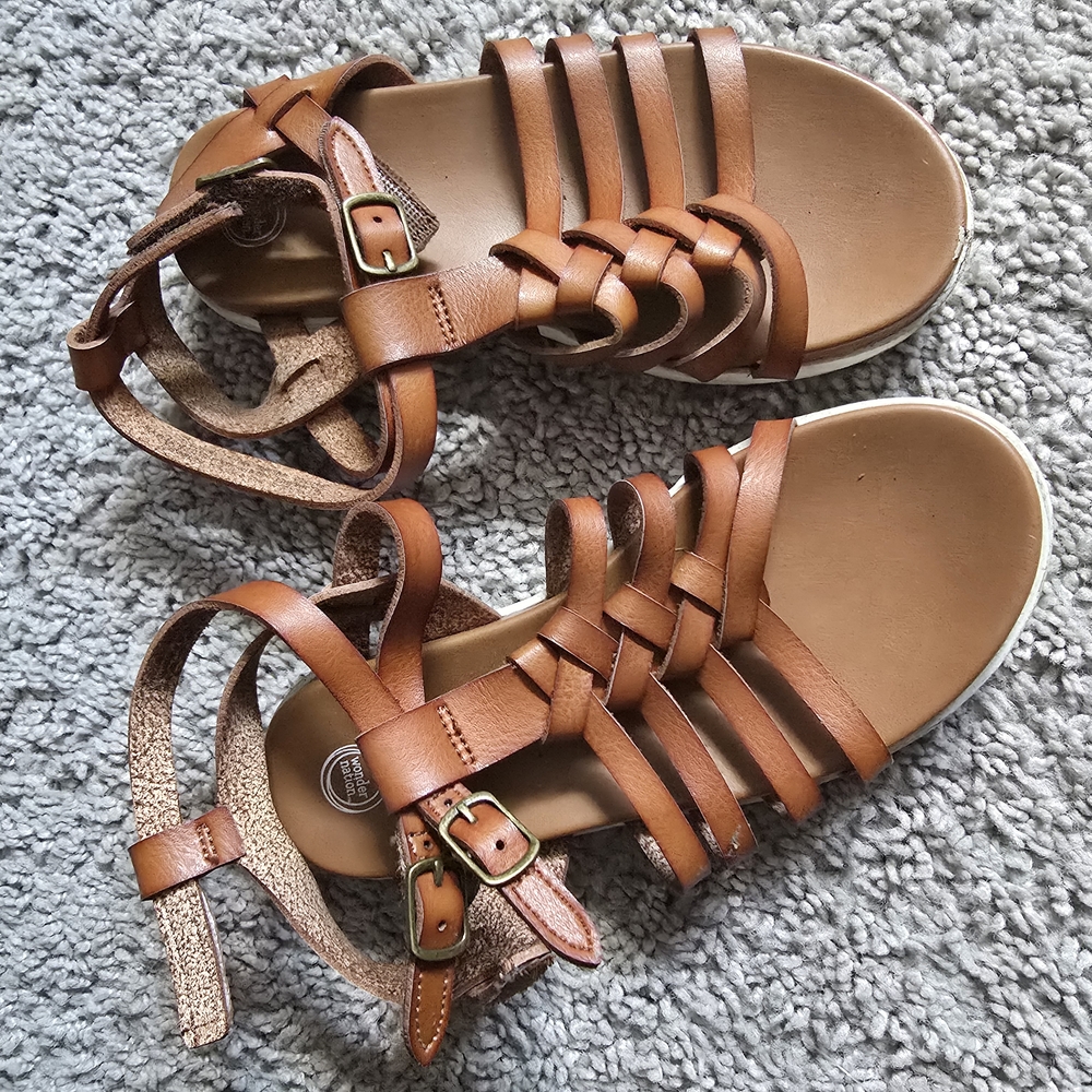 Wonder Nation Tan Kids Sandals